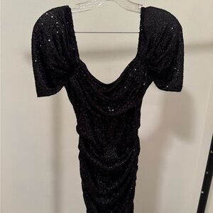 Hello Molly size 4 (S)black sequins dress scoop neck cinched sexy lined midi
$50